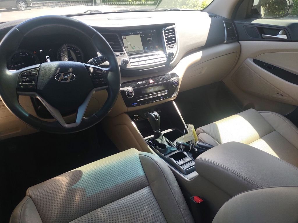 Used 2018 White Hyundai Limited image 9