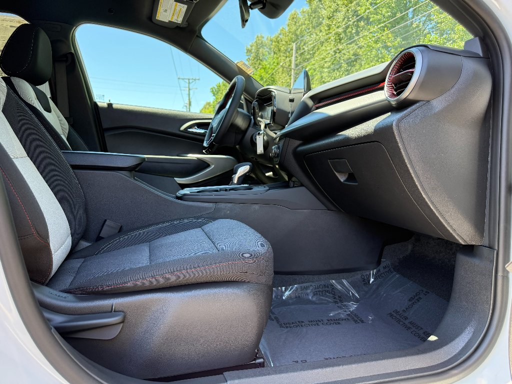 2026 Chevrolet Trax RS - Photo 26