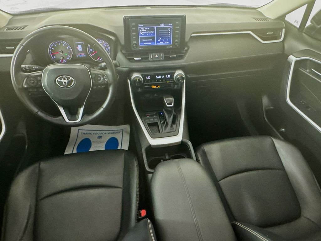 Used 2022 Midnight Black Metallic Toyota XLE Premium image 26