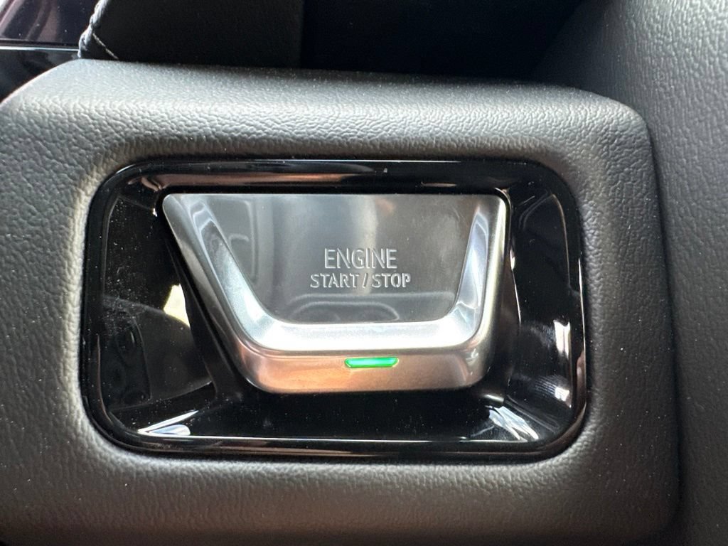 2026 GMC Yukon Denali - Photo 13