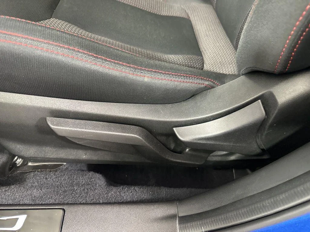 Used 2023 Blue Pearl Subaru Premium image 26