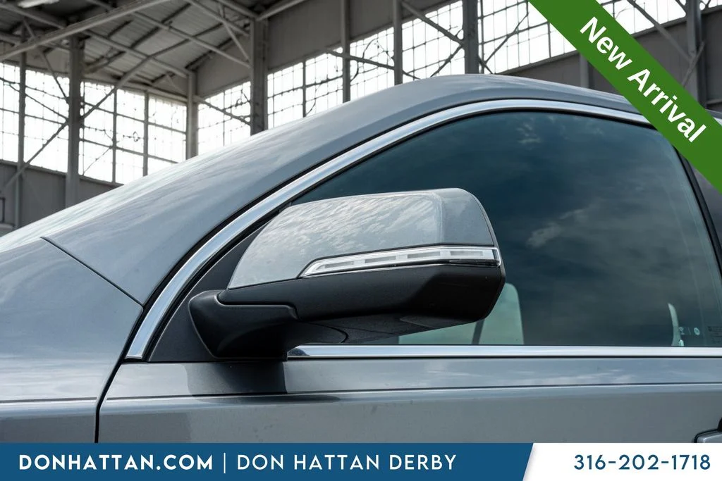 Used 2023 Gray Chevrolet LT image 30