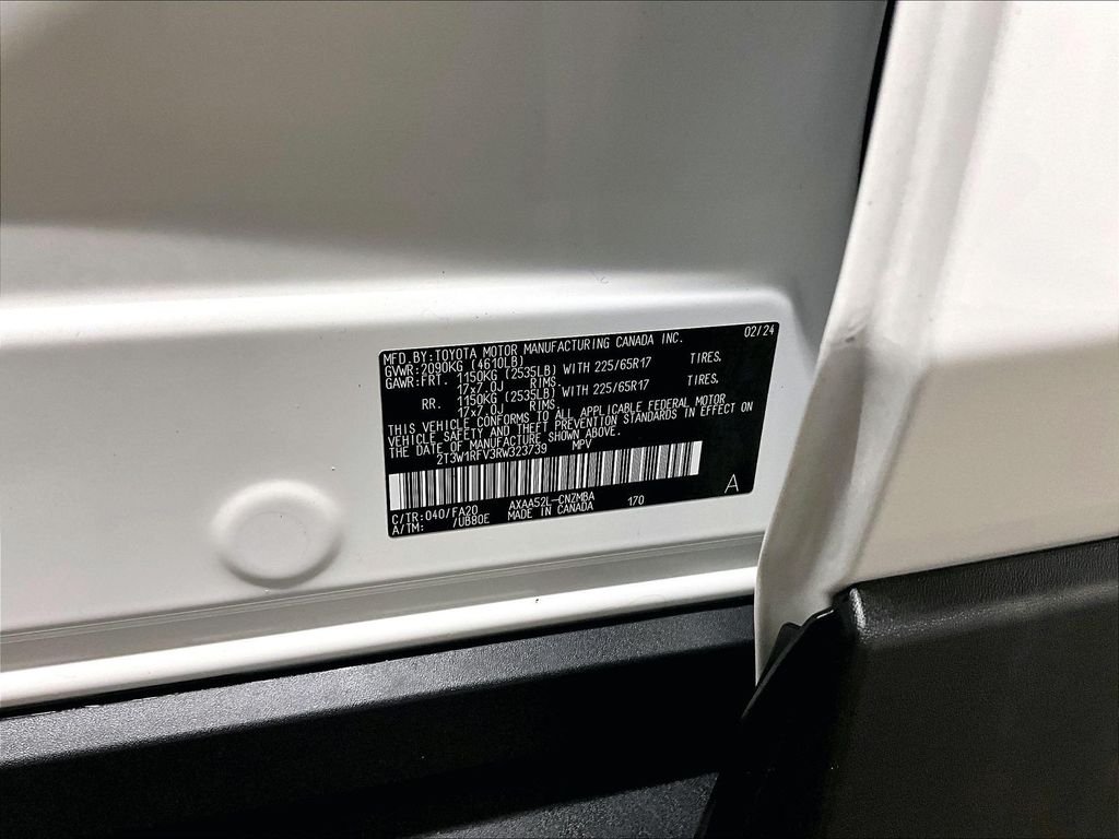 Used 2024 White Toyota XLE image 34