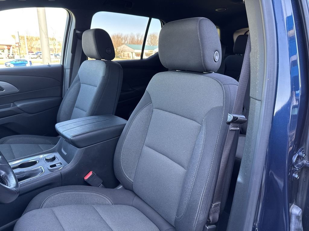 2022 Chevrolet Traverse 1LT - Photo 9