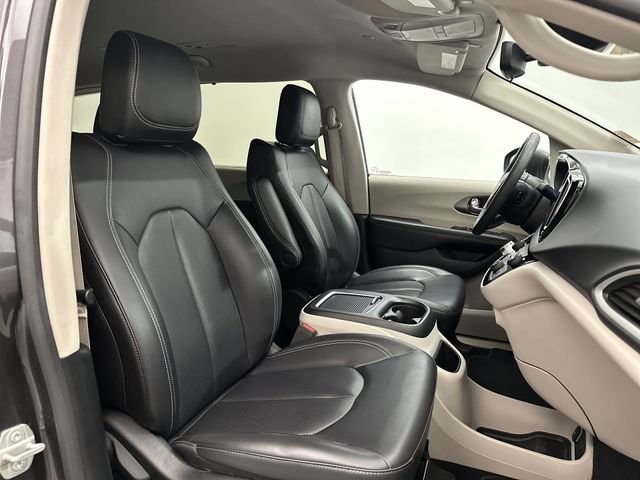 Used 2023 Gray Chrysler Touring L image 29