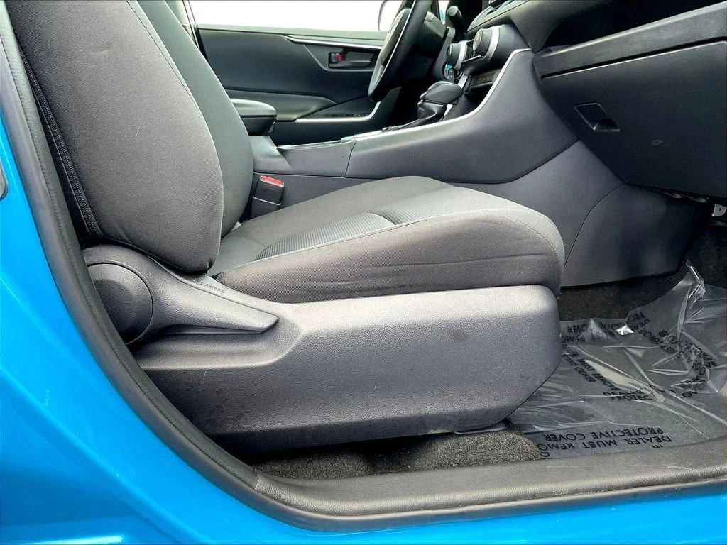 Certified Used 2019 Blue Toyota LE image 33