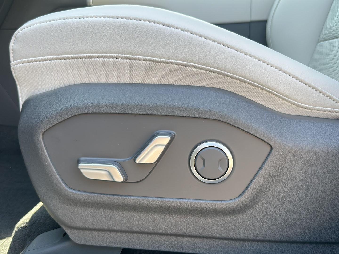 New 2026 Rockwood Green Hyundai SEL image 27
