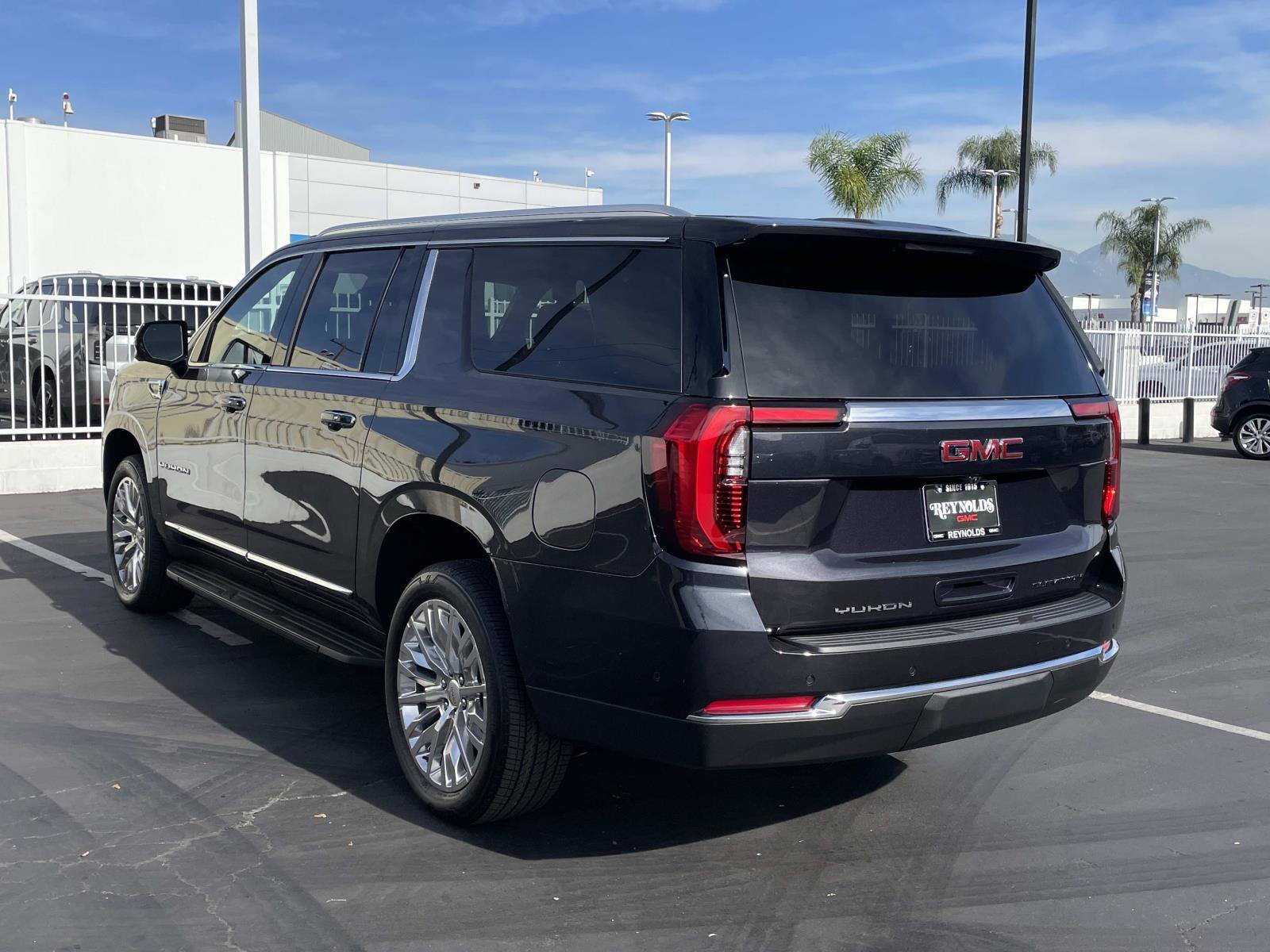 2026 GMC Yukon XL Elevation - Photo 7