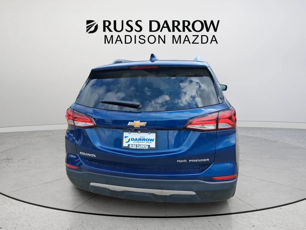 Used 2022 Blue Chevrolet Premier image 4