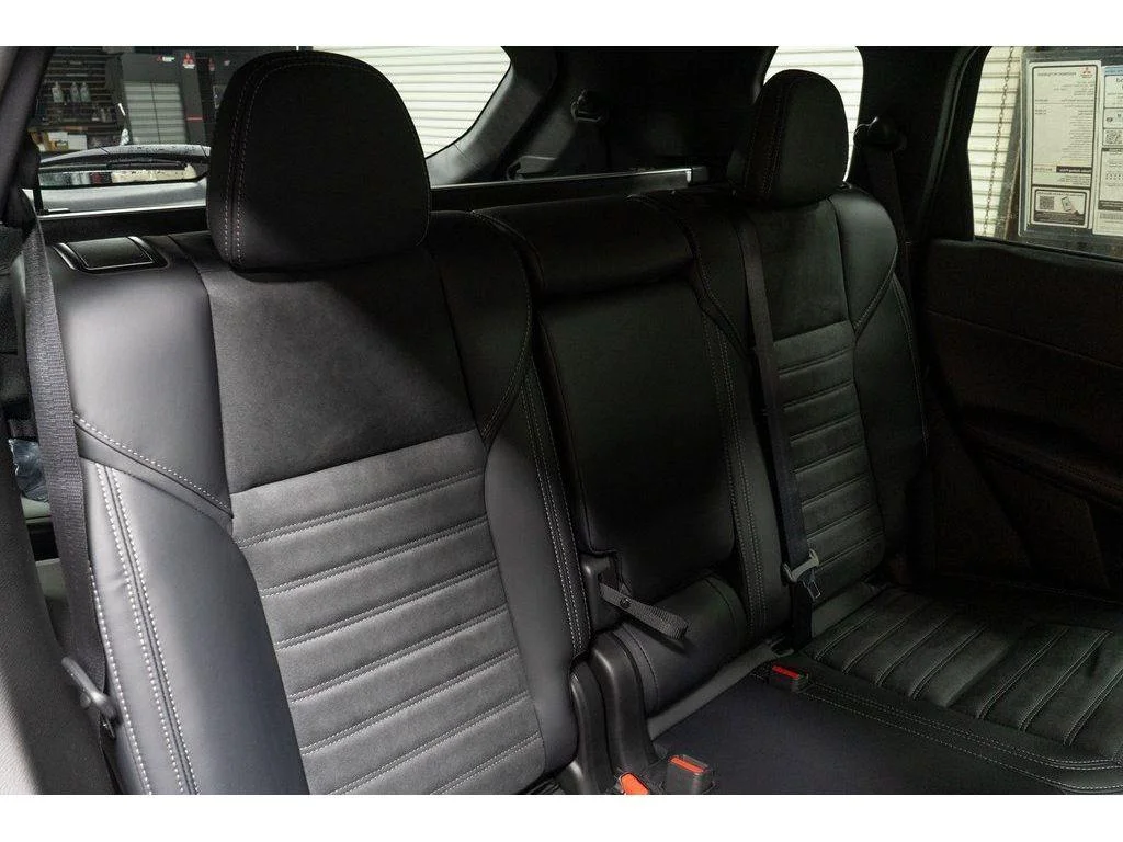 2026 Mitsubishi Outlander SE - Photo 25