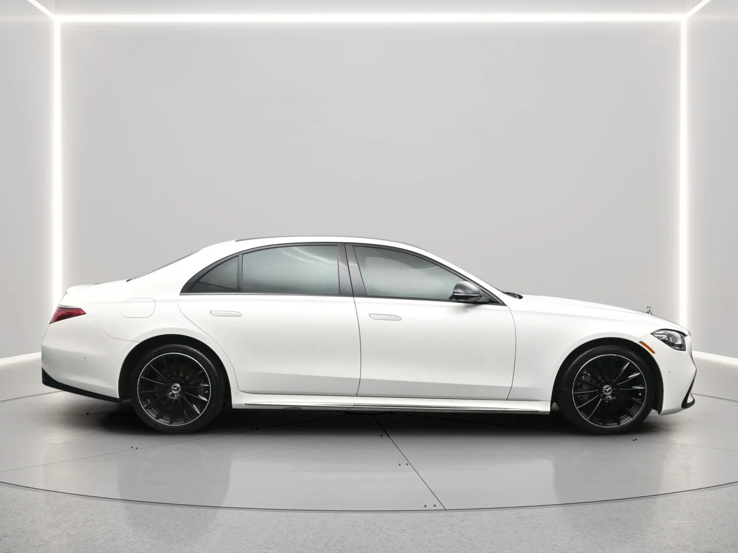 2023 Mercedes-Benz S-Class S 500 - Photo 9