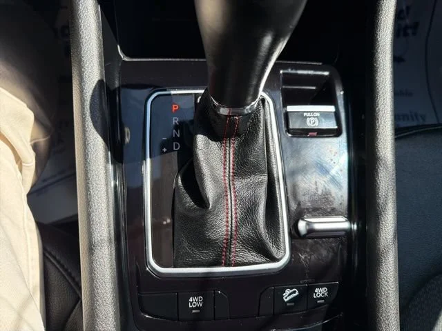 Used 2025 White Jeep Trailhawk image 39