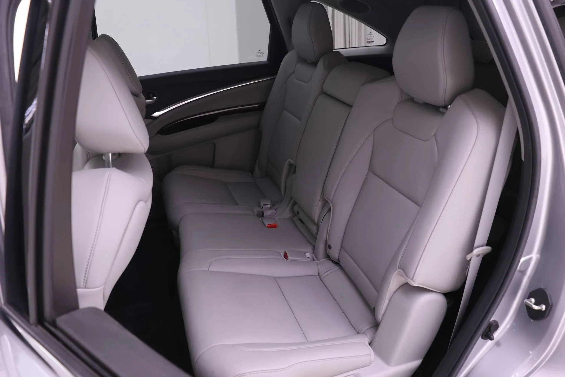 Used 2018 Lunar Silver Metallic Acura 3.5L image 10