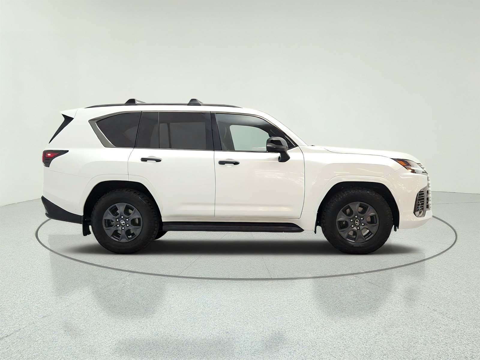 Used 2026 Eminent White Pearl Lexus LX 700h Luxury image 4