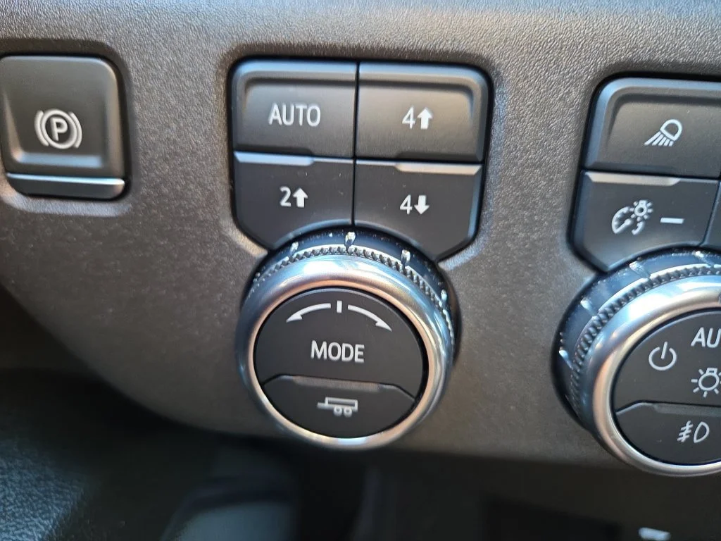 2024 GMC Sierra 1500 SLT - Photo 22