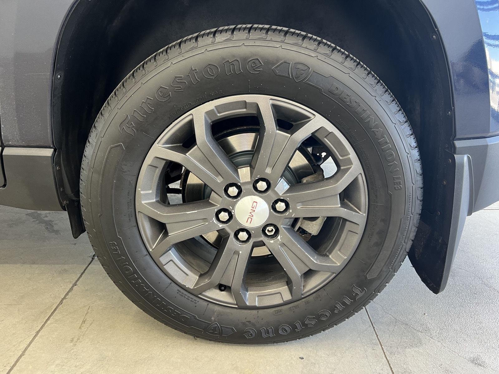 Used 2015 Dark Sapphire Blue Metallic GMC SLT image 10
