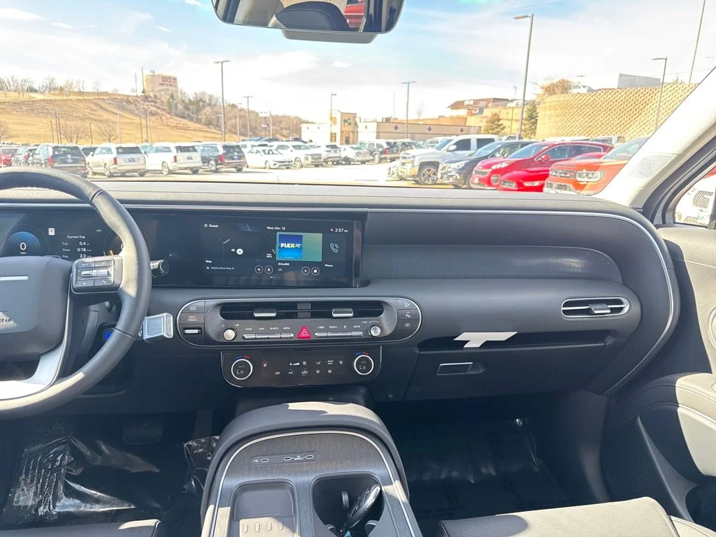 New 2026 White Hyundai SEL image 17