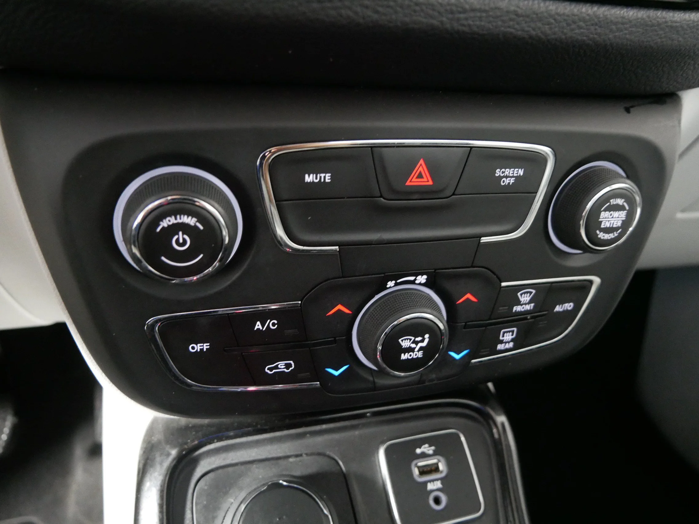 Used 2017 White Clearcoat Jeep Limited image 23