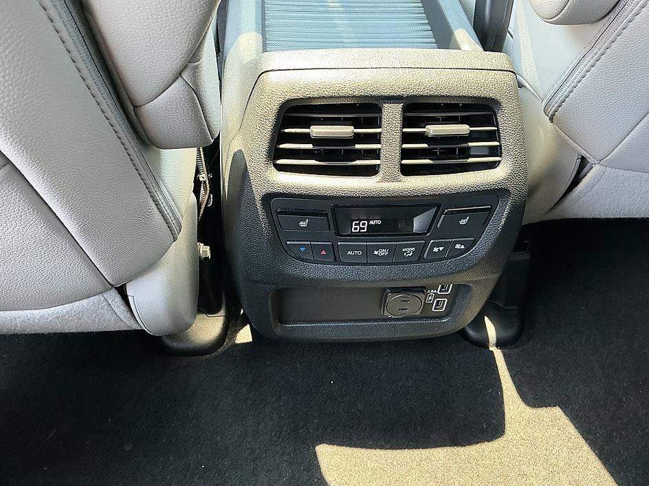 Used 2021 Gray Honda Touring image 25