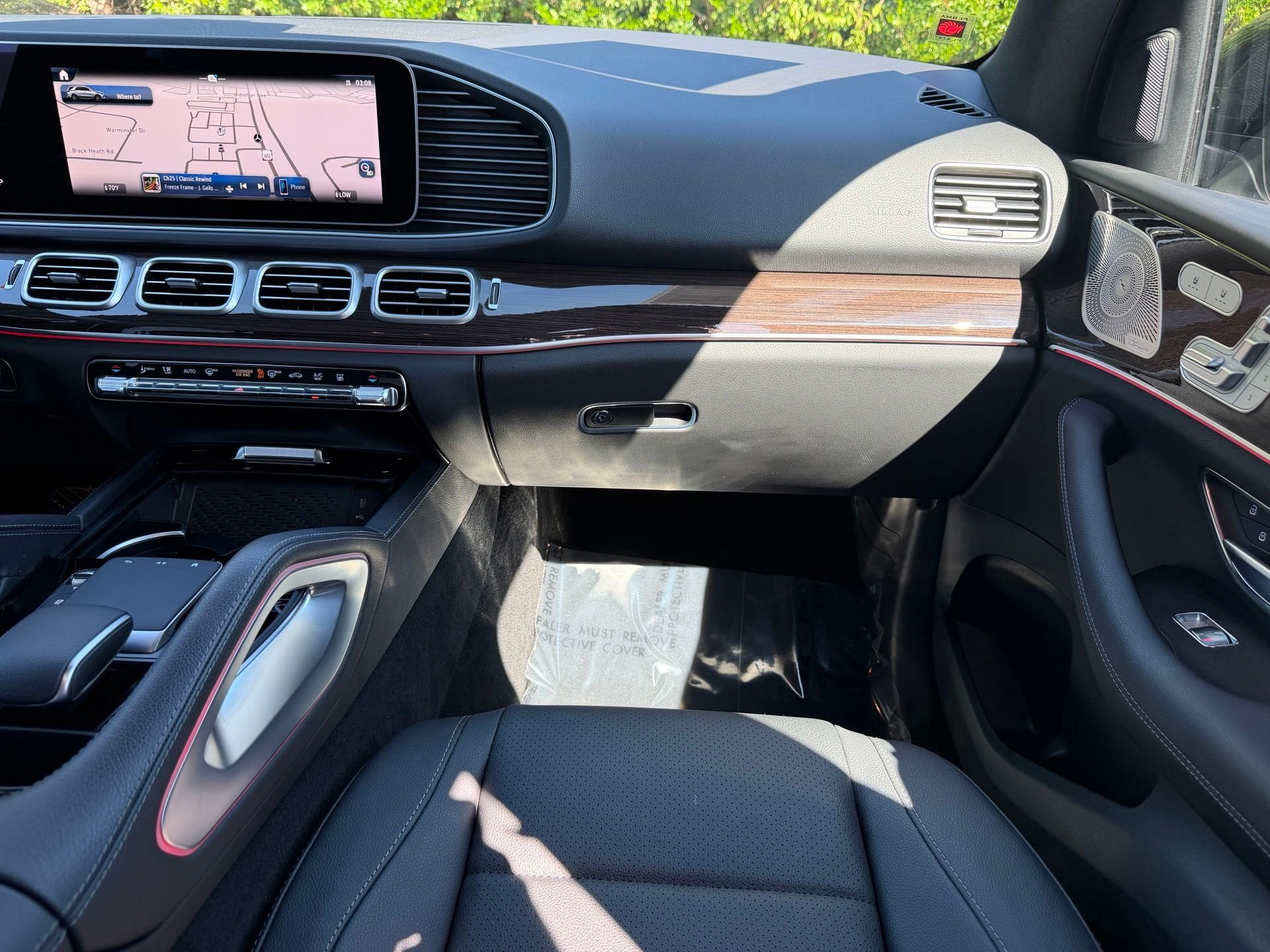 Certified Used 2025 Black Mercedes-Benz GLE 450e image 20