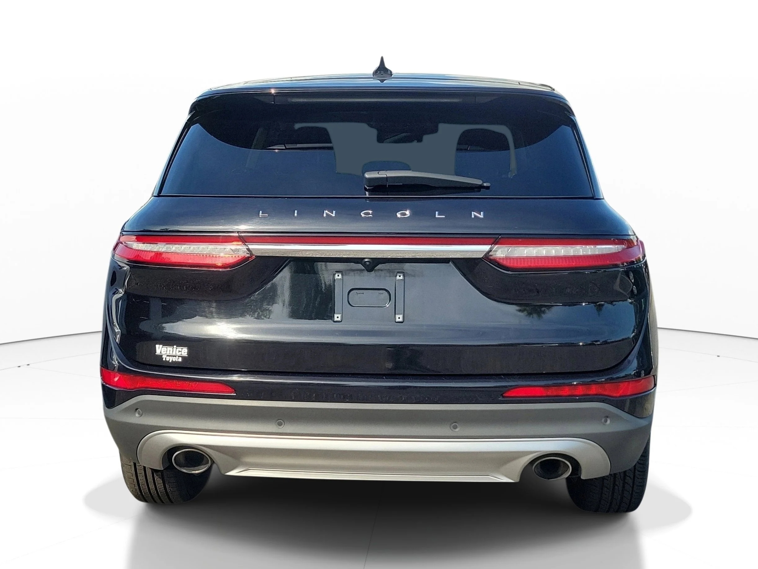 Used 2023 Black Metallic Lincoln Standard image 8