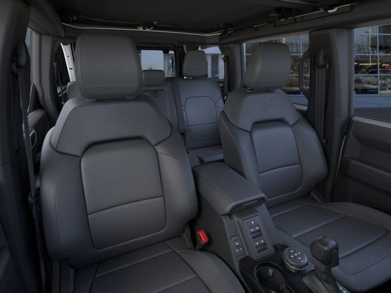 New 2026 Oxford White Ford Badlands® image 10