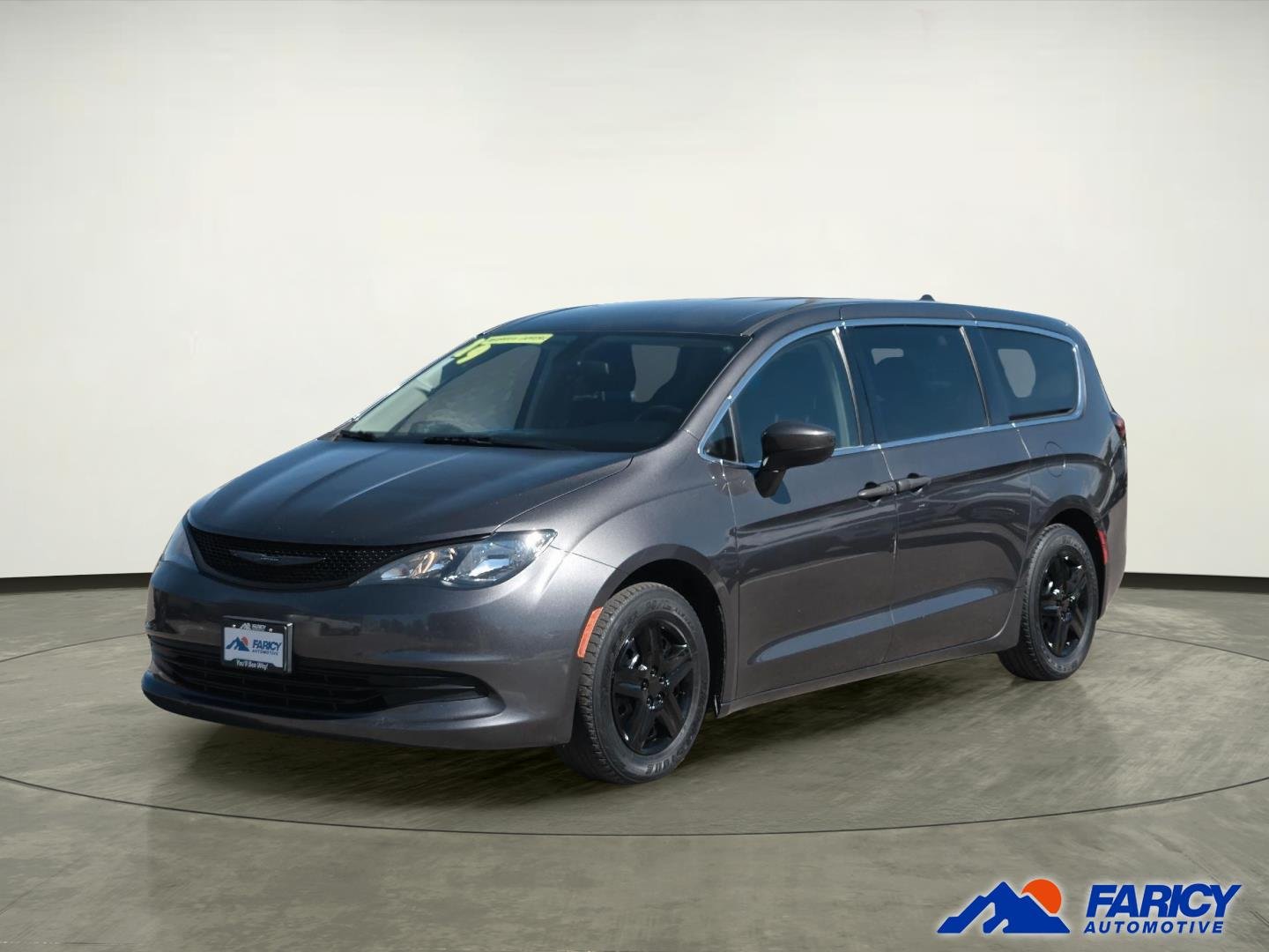 Used 2019 GRAY CHRYSLER L image 1
