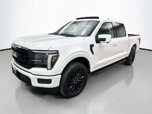 New 2026 Star White Metallic Tri-Coat Ford Lariat® image 3