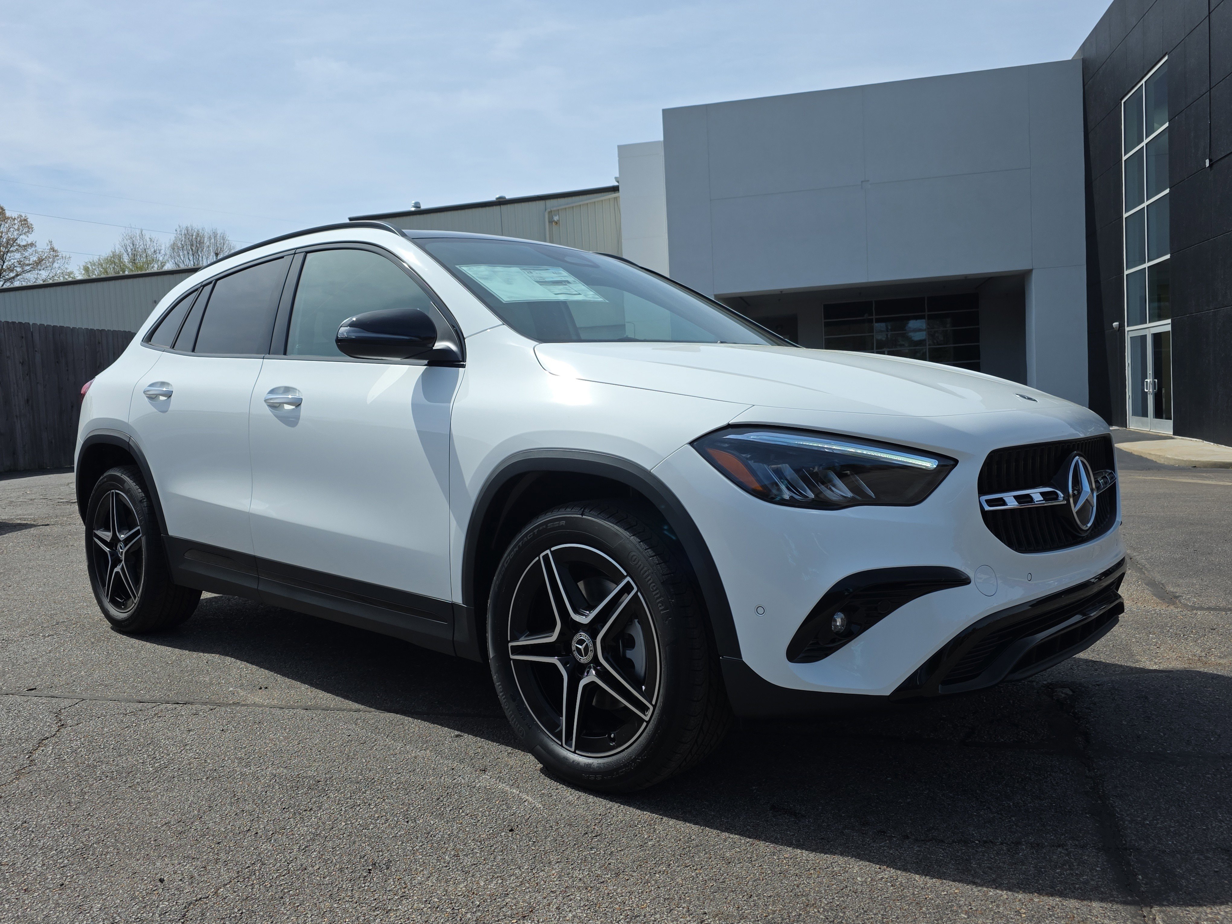 New 2026 Polar White Mercedes-Benz GLA 250 image 36