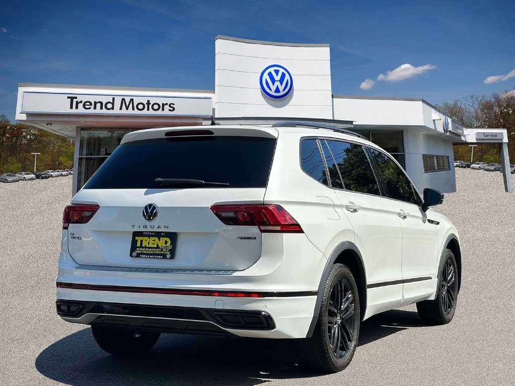 Used 2022 White Volkswagen 2.0T SE R-Line Black image 6