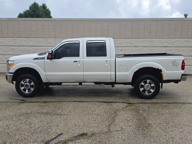 Used 2011 White Ford Lariat image 10