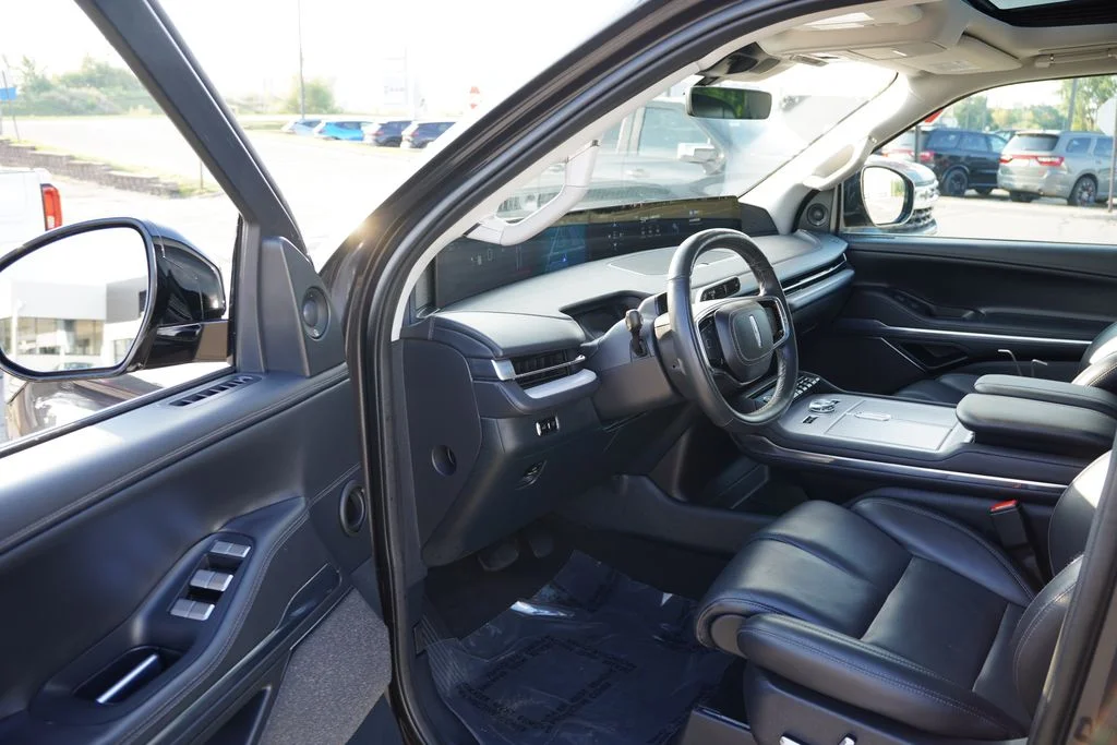 Used 2025 Starlight Gray Premium Colorant Lincoln Reserve image 15