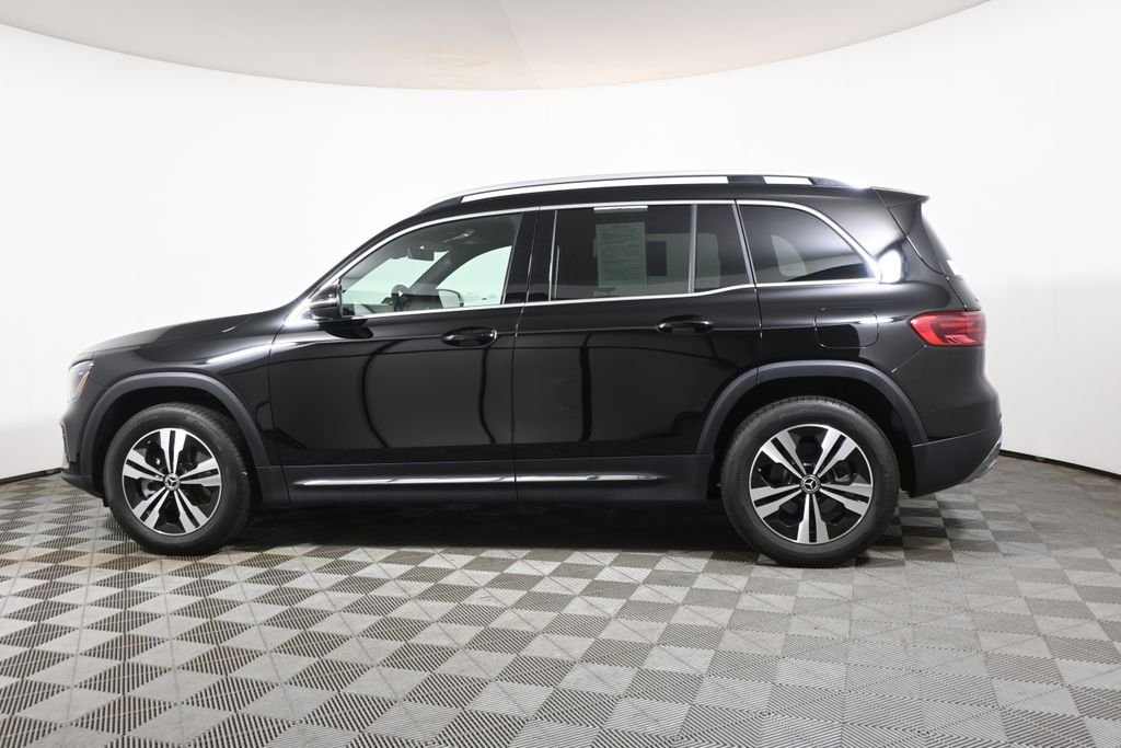 Certified Used 2026 Night Black Mercedes-Benz GLB 250 image 2