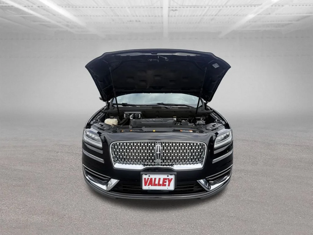 Used 2019 Black Lincoln Reserve image 64