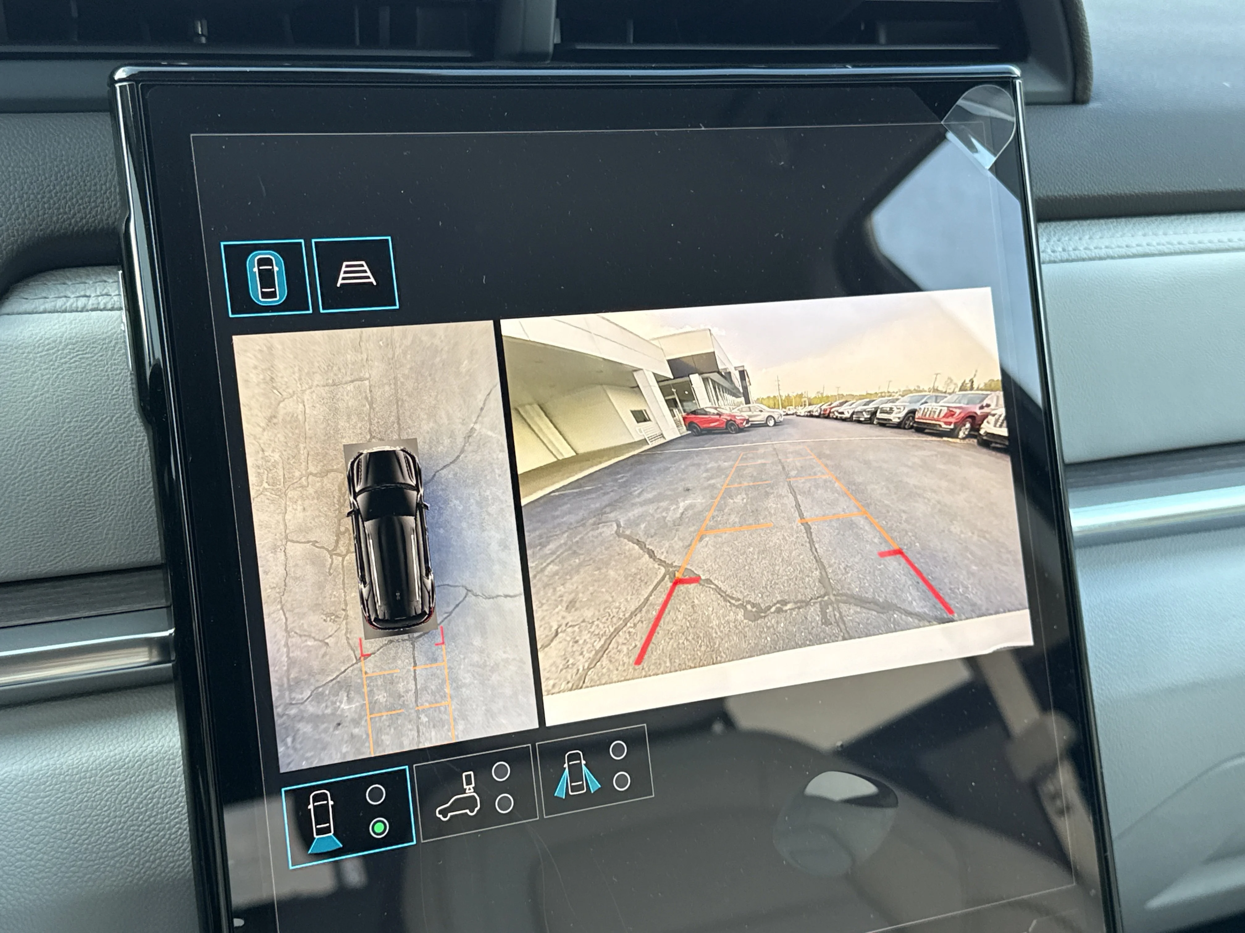 2026 GMC Terrain Denali - Photo 9