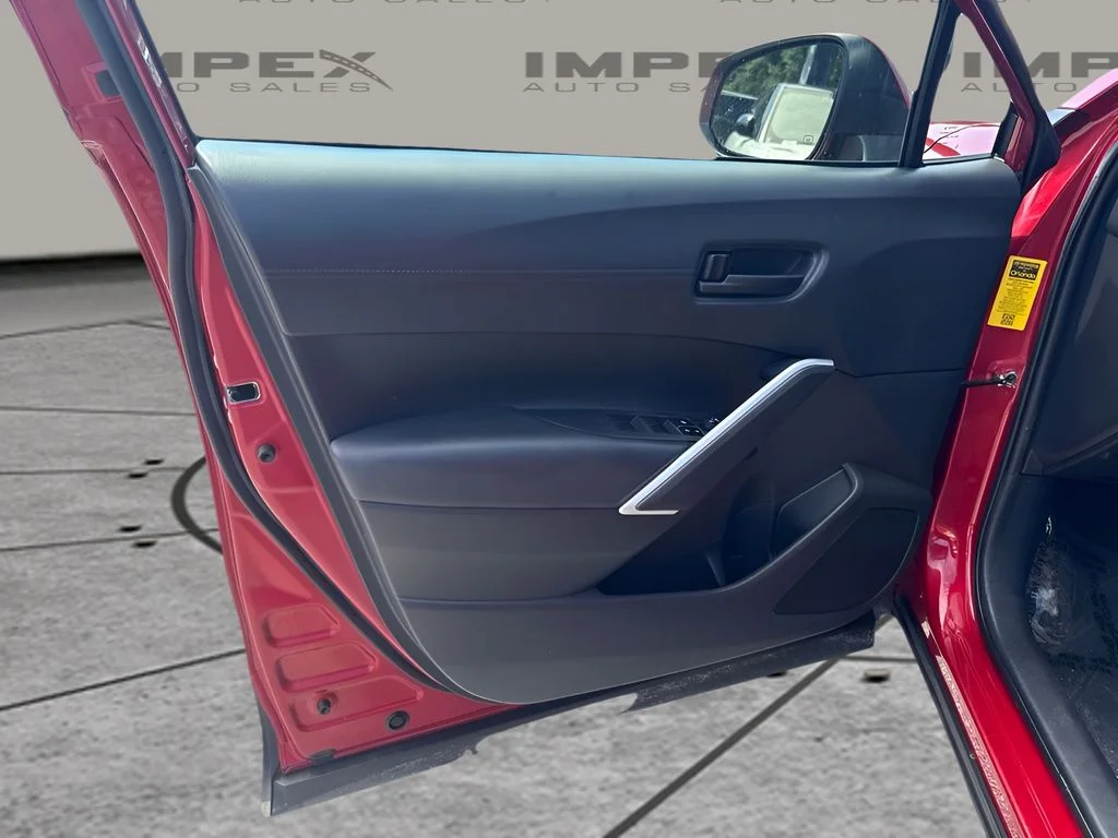 Used 2022 Red Toyota LE image 21