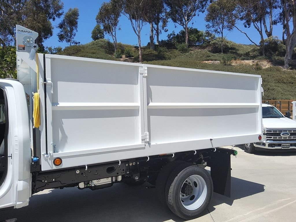 New 2026 Oxford White Ford XL image 17