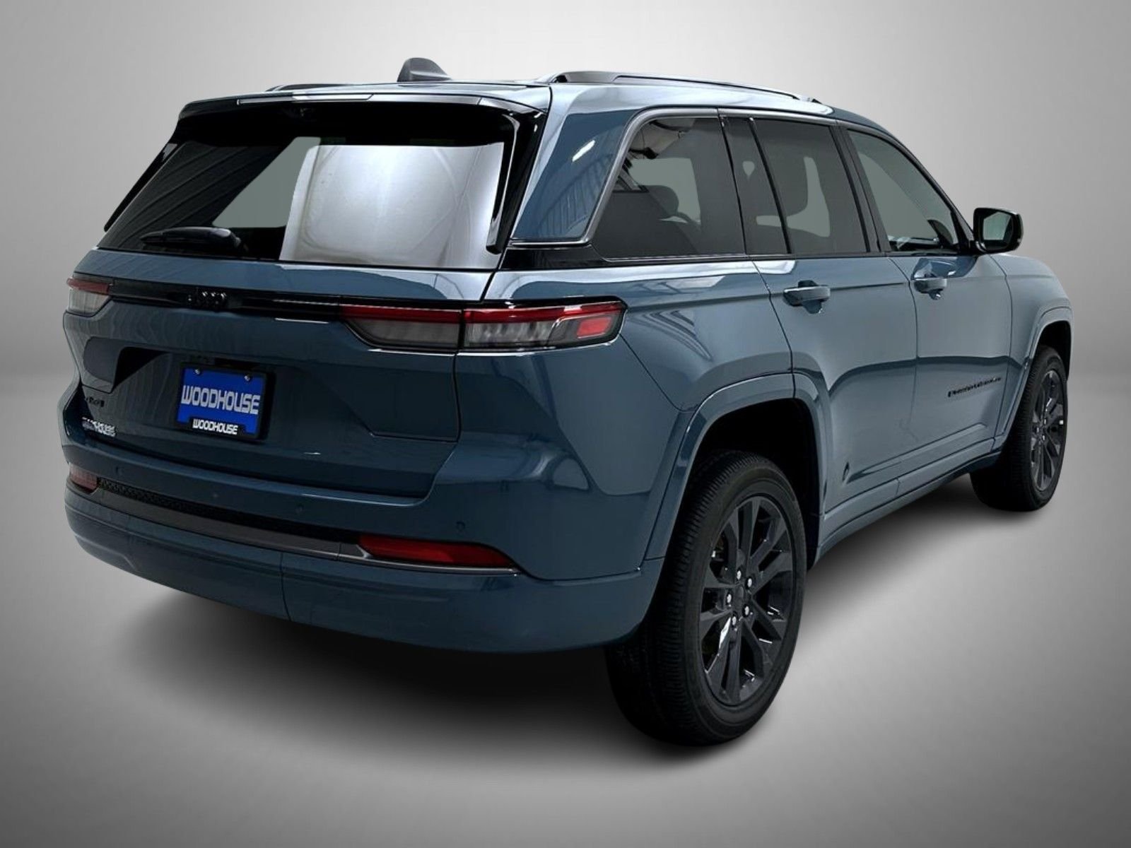 New 2026 Steel Blue Exterior Paint Jeep Limited Reserve image 5
