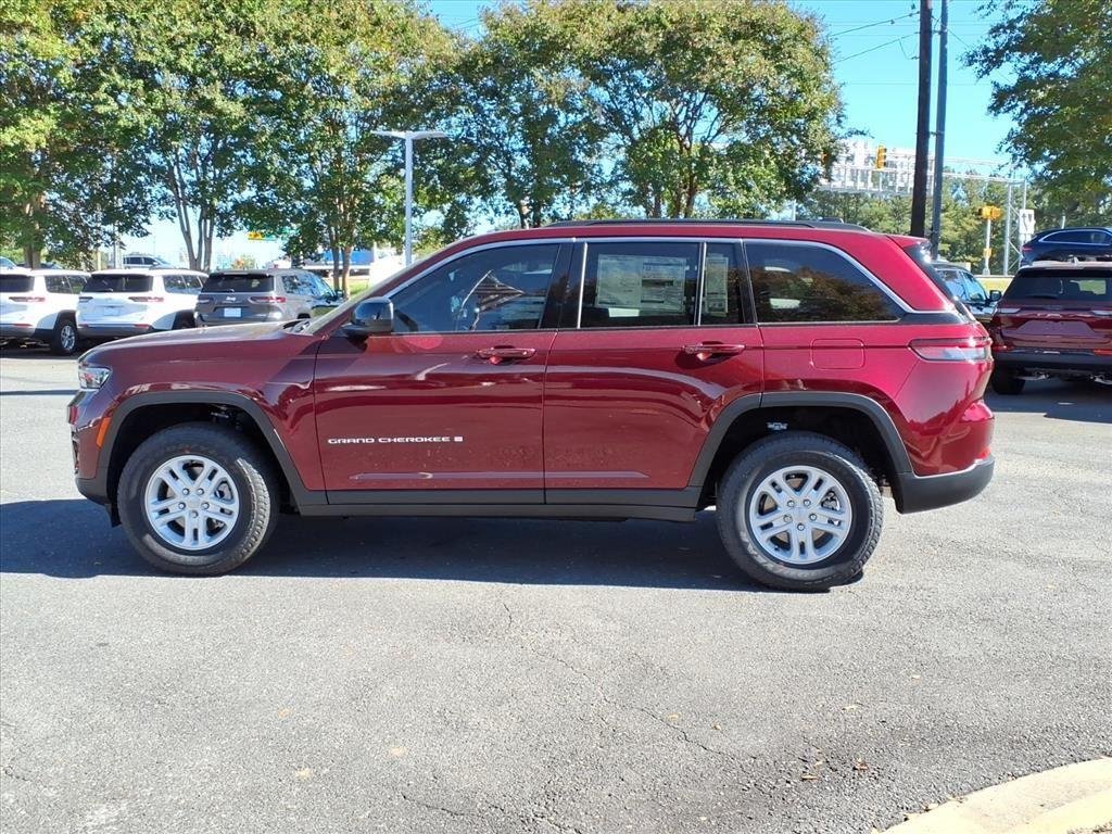 2025 Jeep Grand Cherokee Laredo - Photo 17