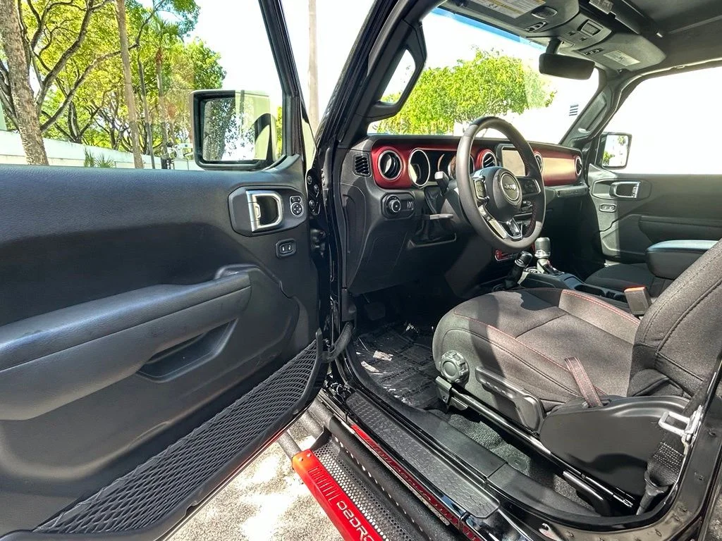 Used 2023 Black Jeep Rubicon image 15