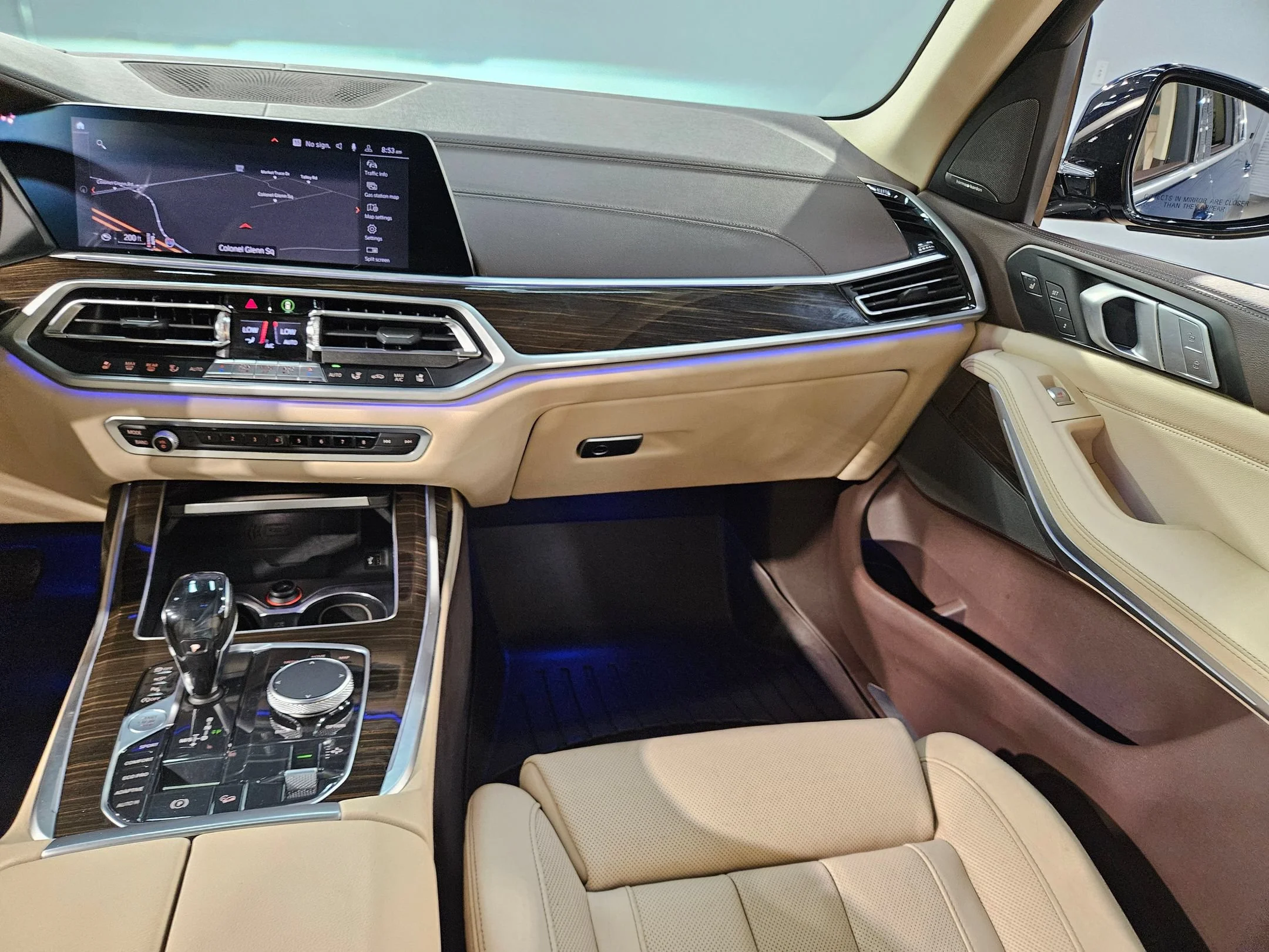 Used 2019 Phytonic Blue Metallic BMW xDrive40i image 11