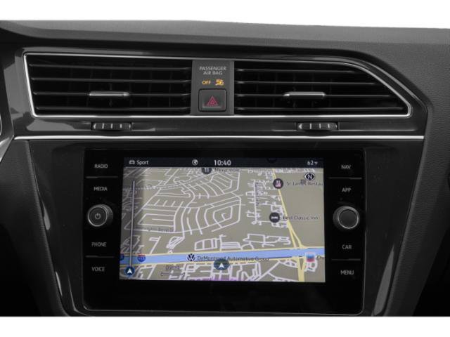 Used 2024  Volkswagen SEL R-Line image 16