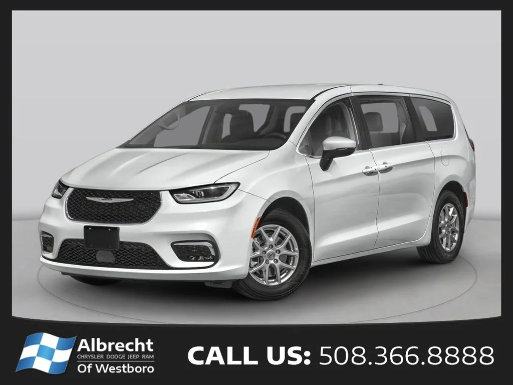 Used 2023 White Chrysler Limited image 1
