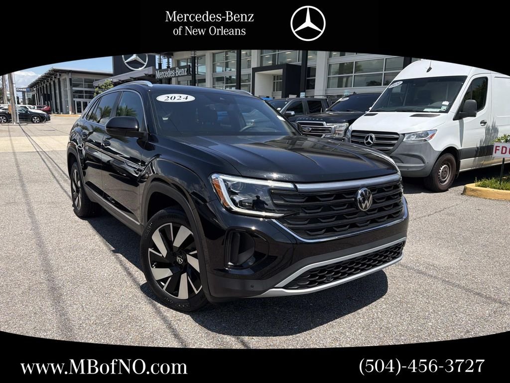 2024 Volkswagen Atlas Cross Sport 2.0T SEL 4MOTION's photo