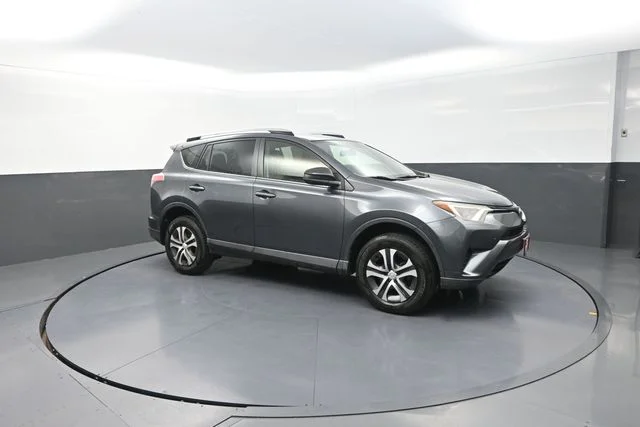 Used 2016 Gray Toyota LE image 31