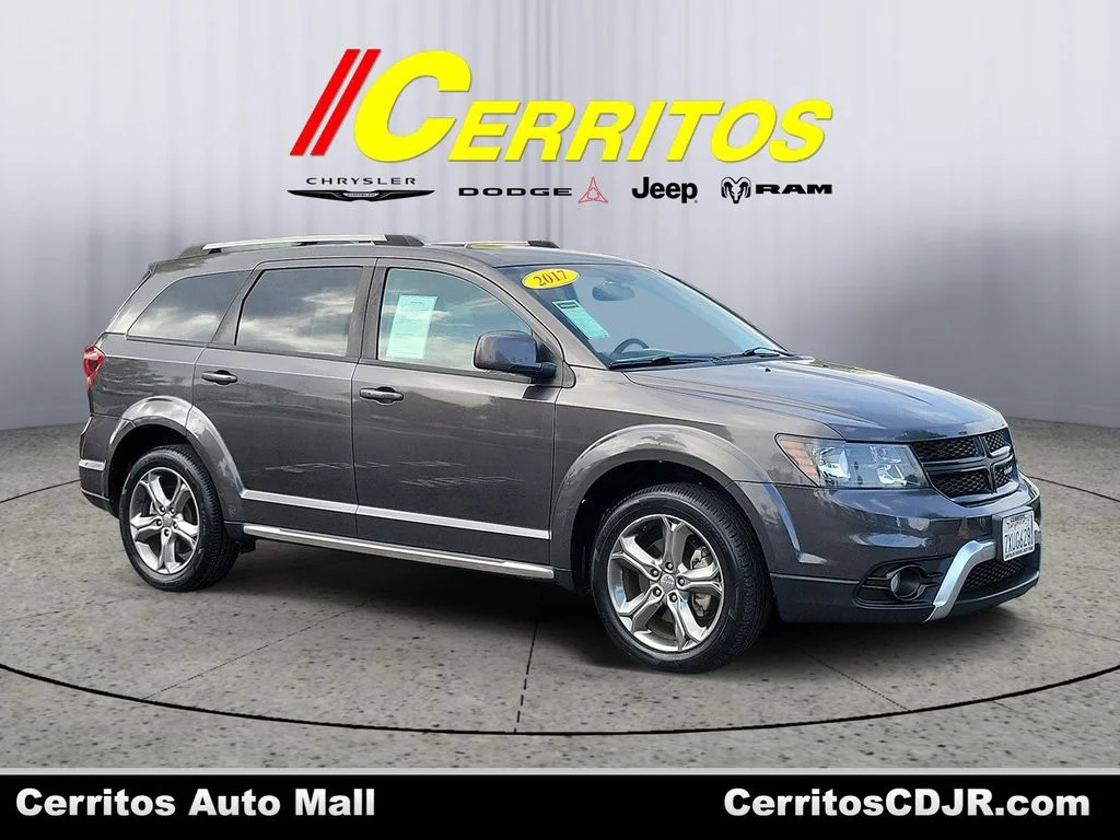 2017 Dodge Journey Crossroad Plus FWD's photo