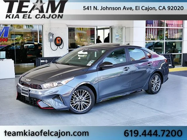 2023 Kia Forte GT-Line AT's photo
