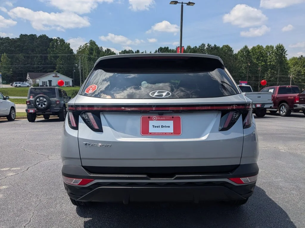 Used 2022 Shimmering Silver Hyundai SEL image 6
