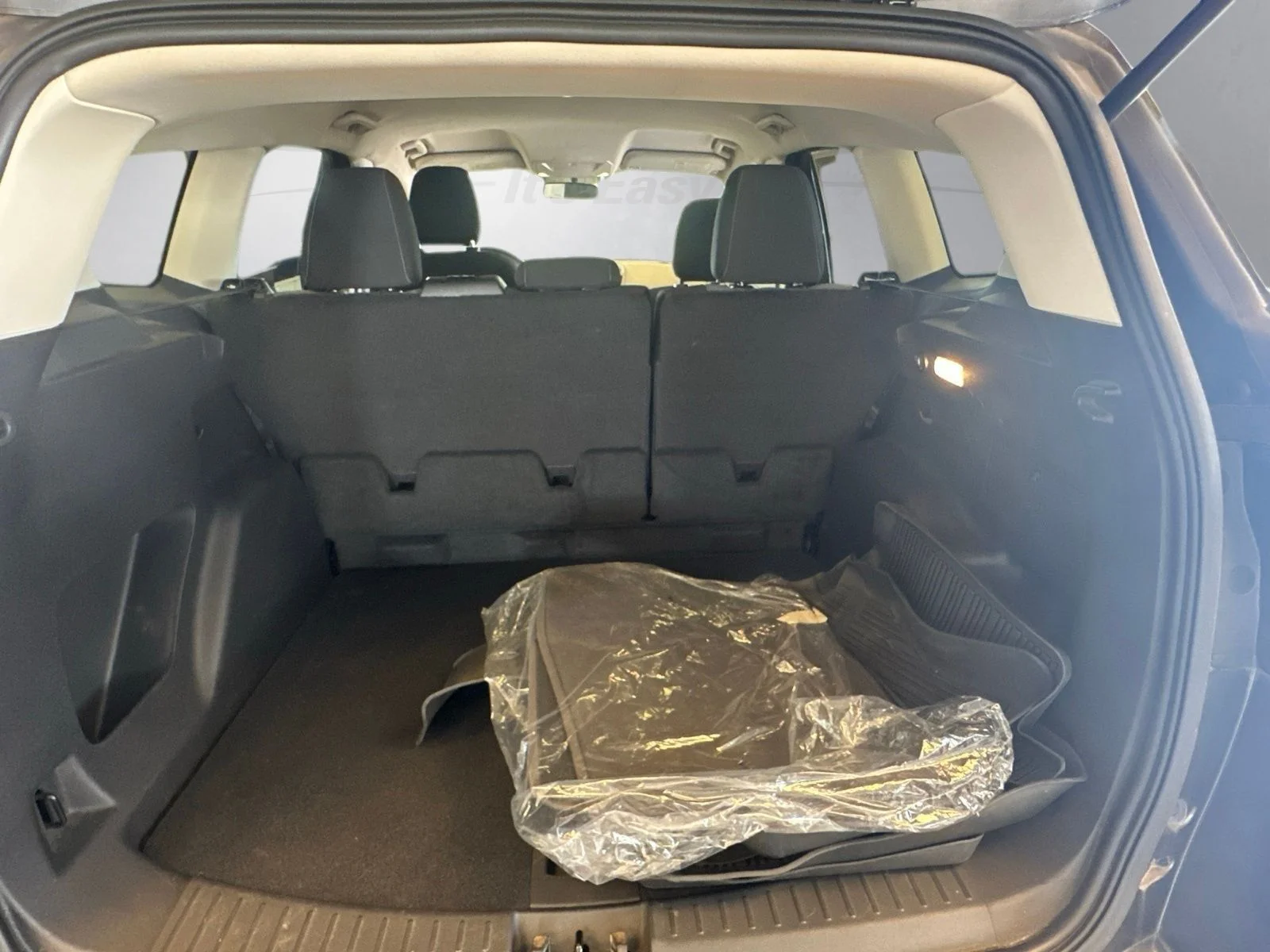 Certified Used 2018 Magnetic Metallic Ford SE image 22