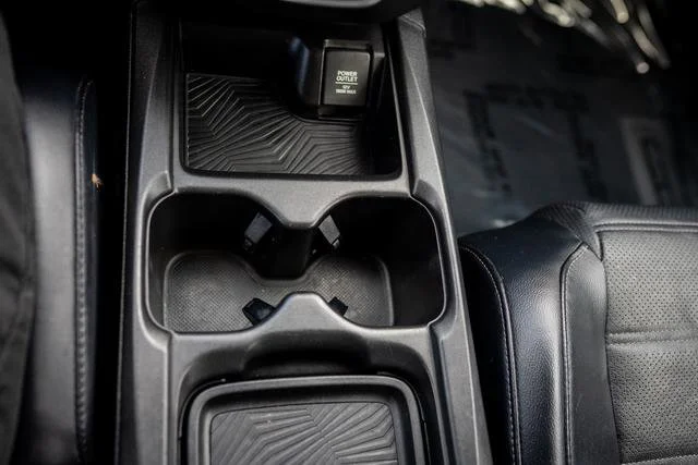 Used 2018 Black Honda Touring image 36